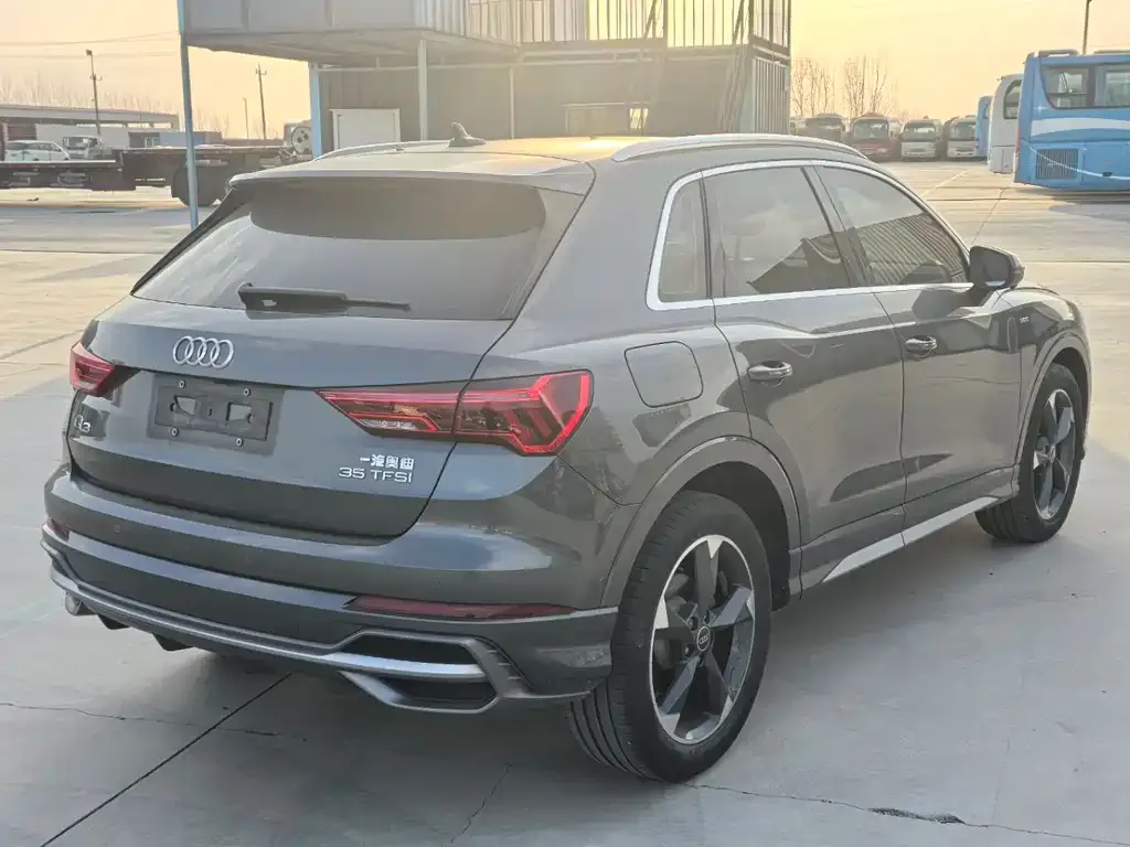 Audi Q3 2022 из CN, фото 8