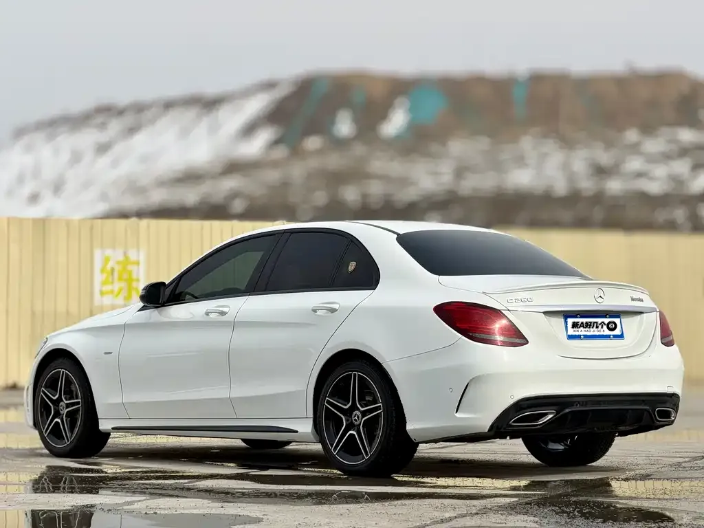Mercedes-Benz C-Class — фото 6
