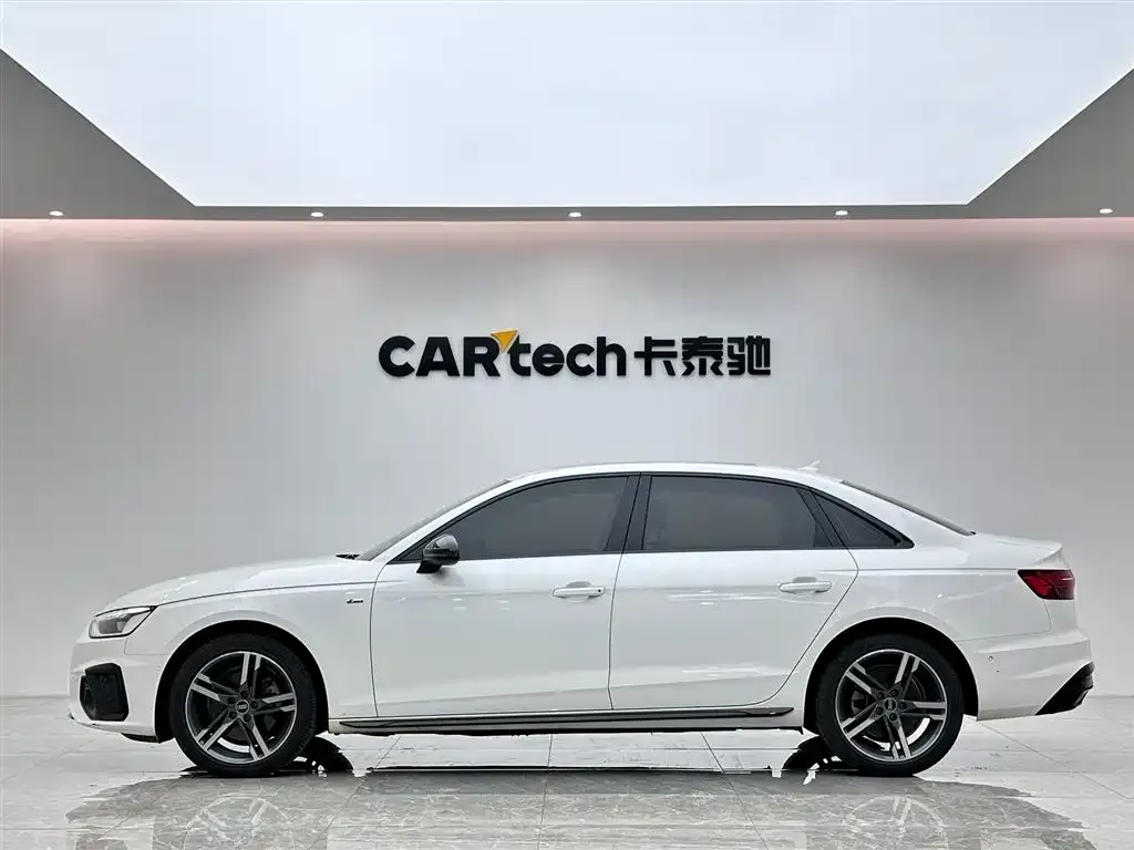 Audi A4L — фото 2