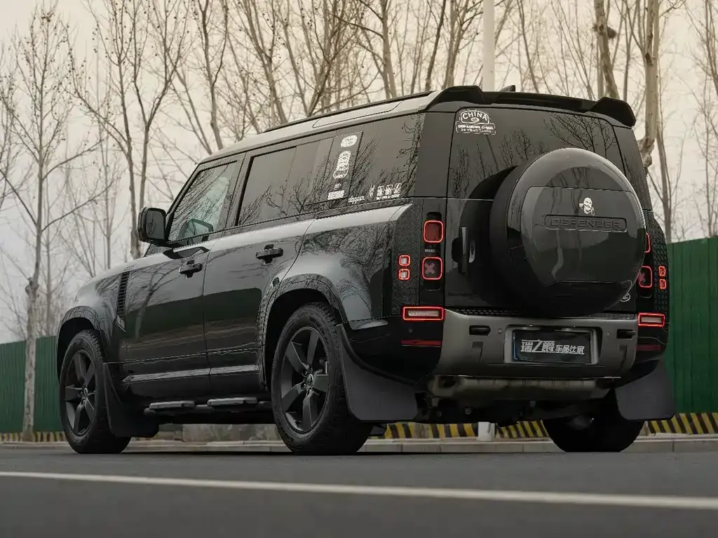 Land Rover Defender 2023 из CN, фото 8