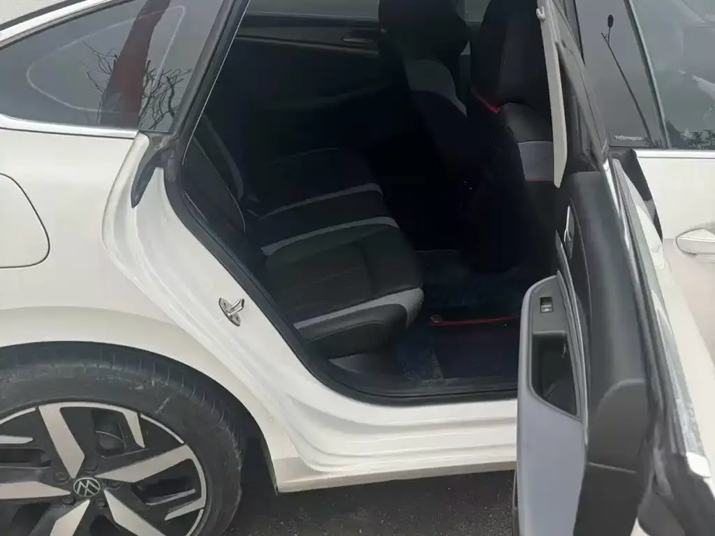 Volkswagen Lamando 2023 из CN, фото 3