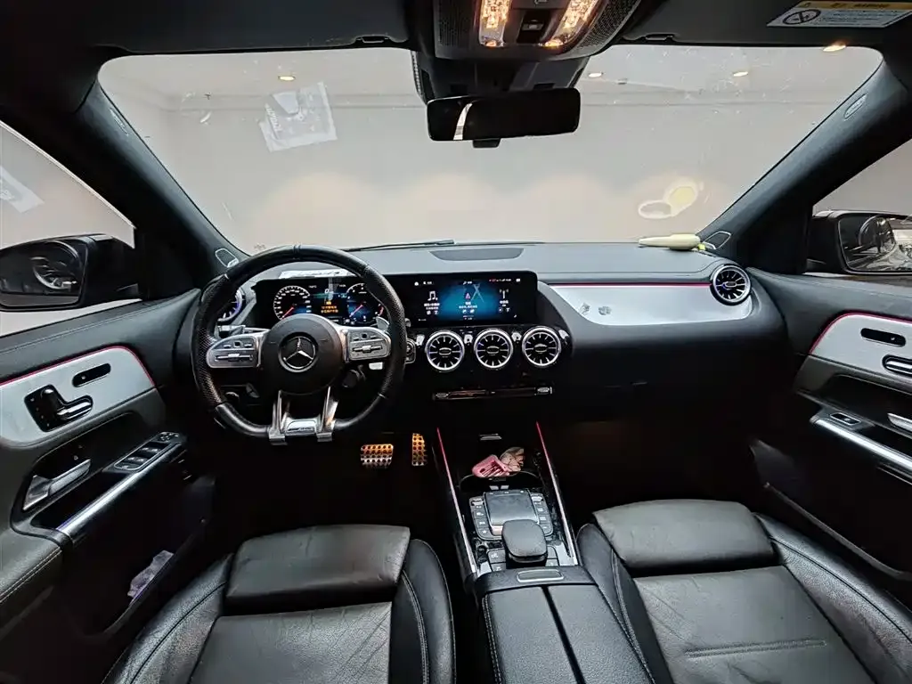 Mercedes-Benz GLA AMG — фото 9