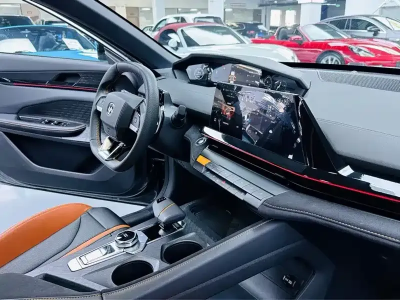 Changan UNI-V 2025 из CN, фото 7