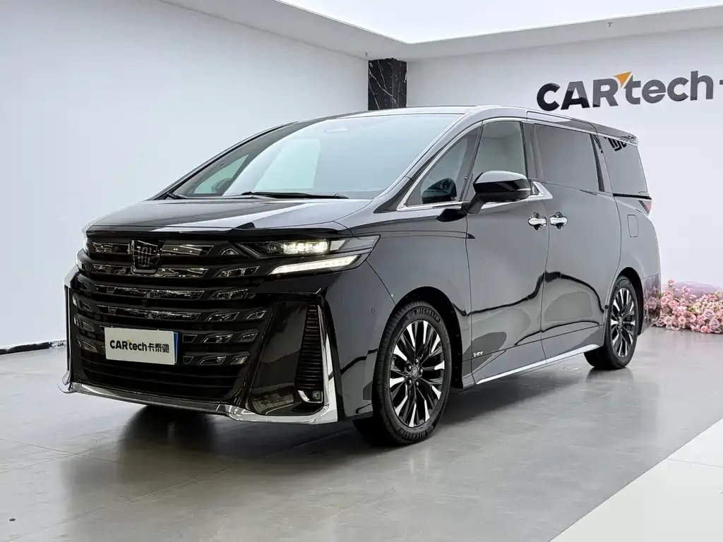 Toyota Vellfire 2024 из CN, фото 1