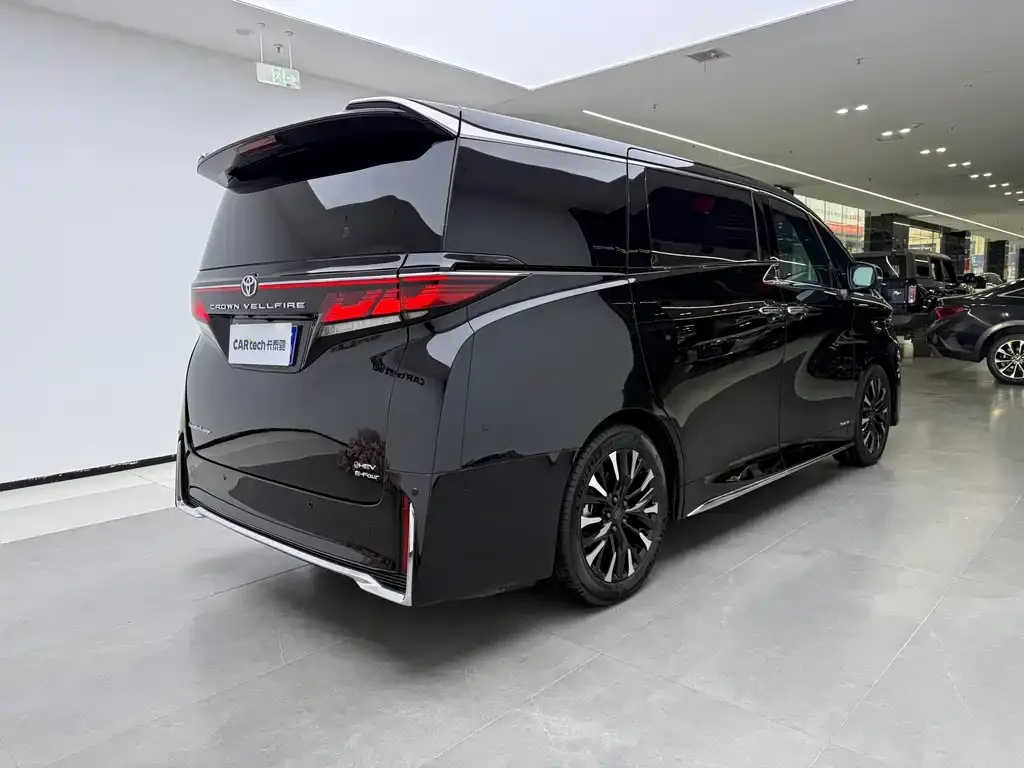 Toyota Vellfire 2024 из CN, фото 5
