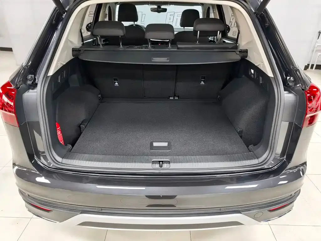 Volkswagen Tayron 2022 из CN, фото 9