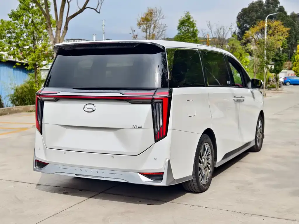 GAC Motor Trumpchi M8 — фото 7