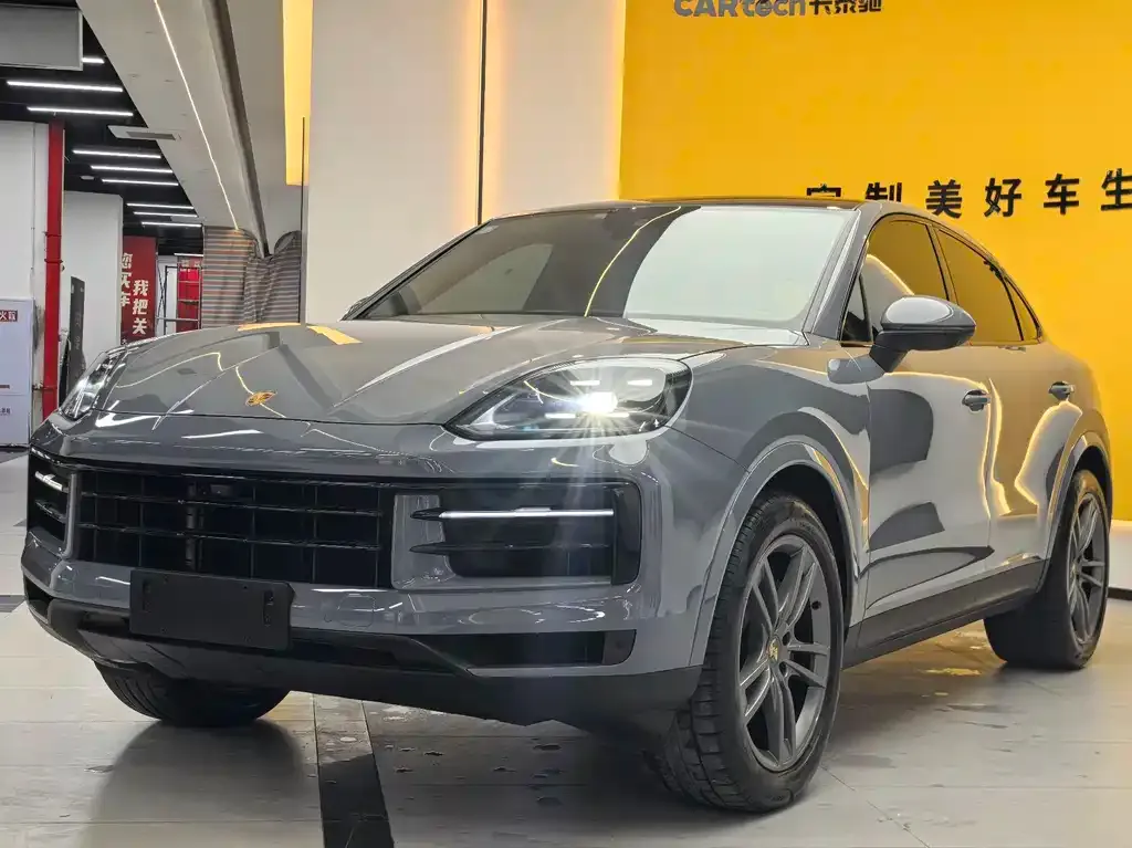 Porsche Cayenne — фото 1