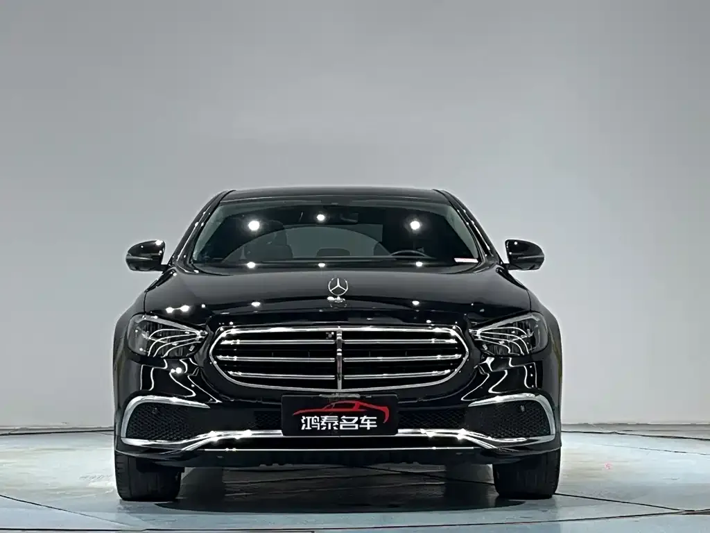 Mercedes-Benz E-Class — фото 4