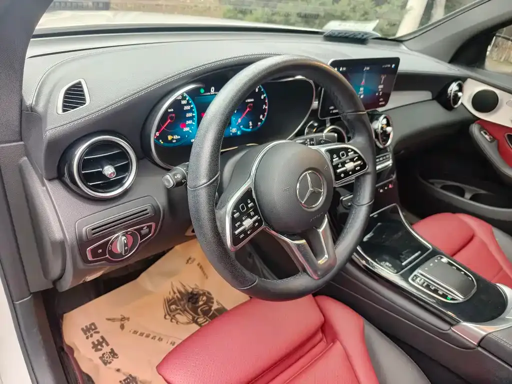 Mercedes-Benz GLC Coupe — фото 9