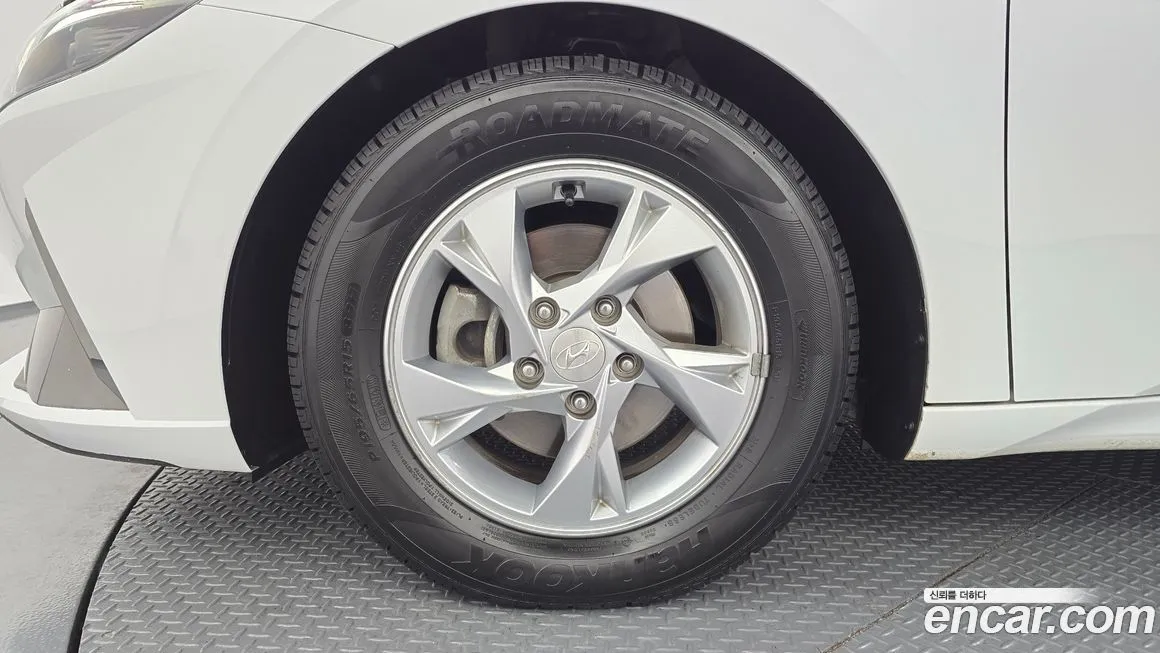 Hyundai AVANTE — фото 6