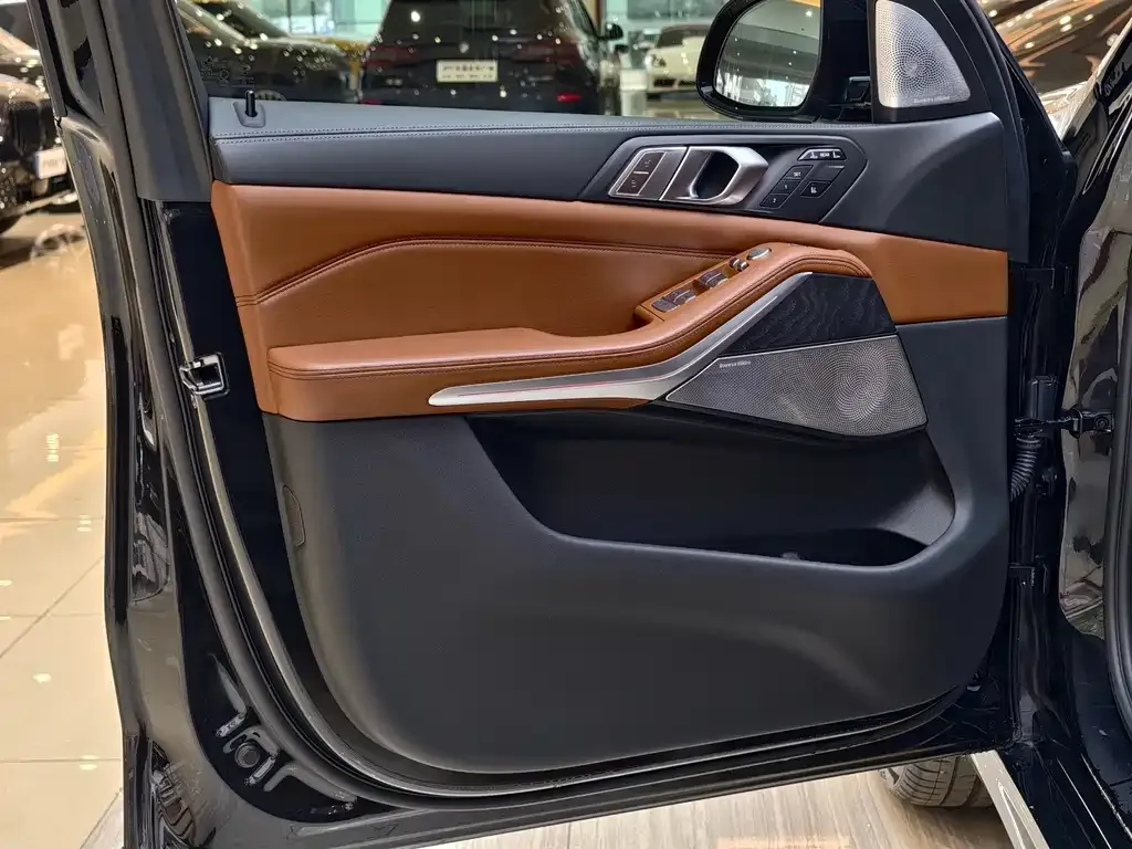 BMW X7 2021 из CN, фото 8