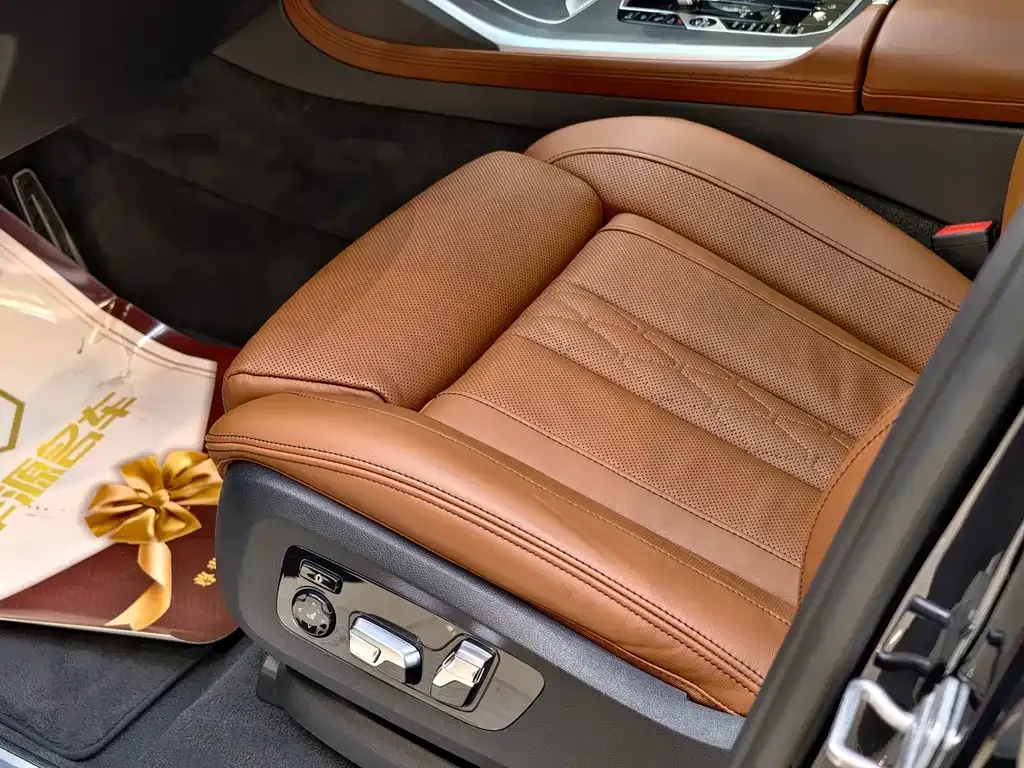 BMW X7 2021 из CN, фото 6