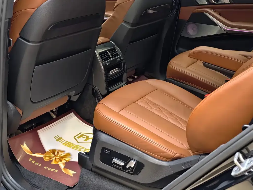 BMW X7 2021 из CN, фото 3