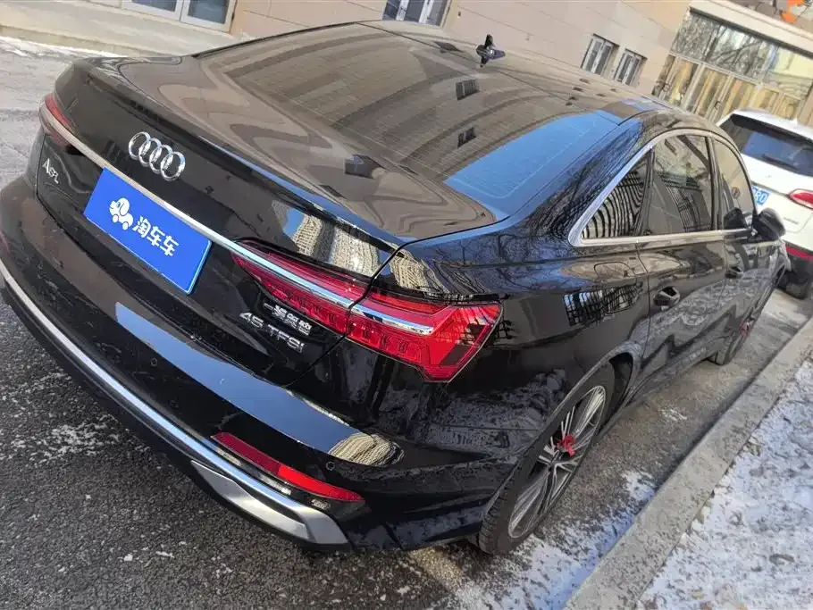 Audi A6L 2025 из CN, фото 10