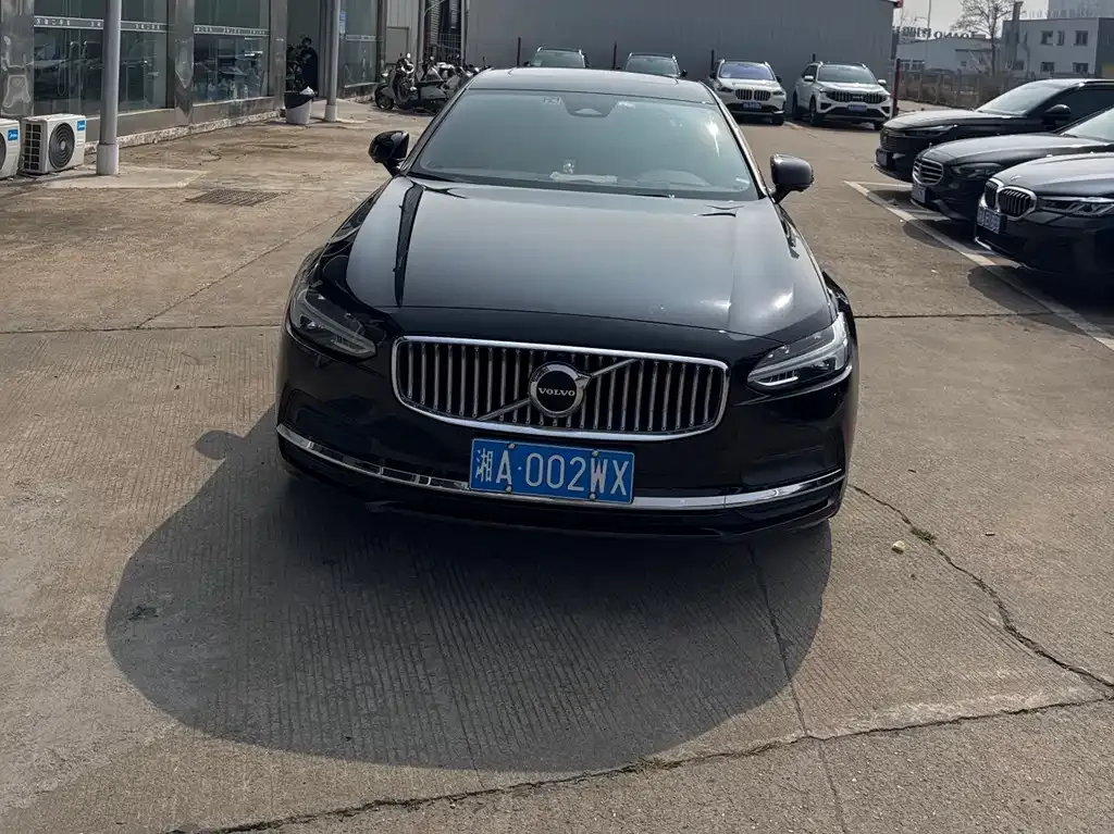 Volvo S90 — фото 3