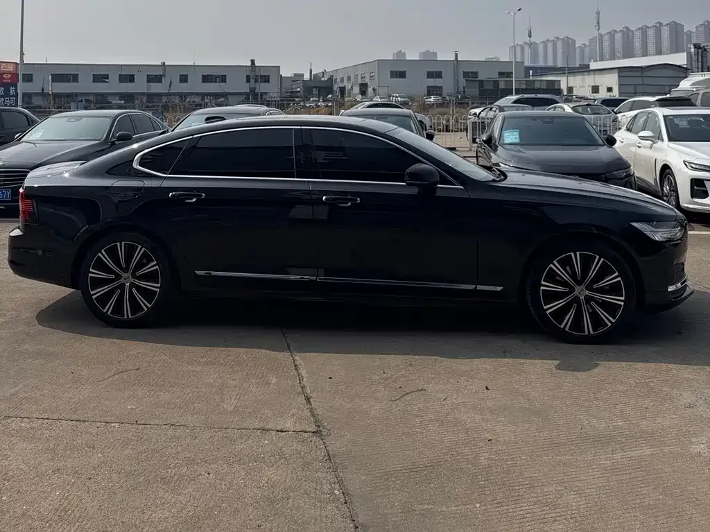 Volvo S90 — фото 2