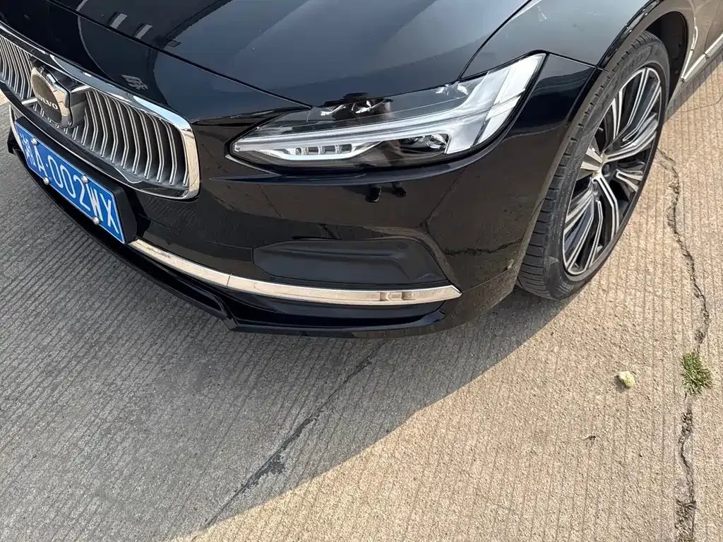 Volvo S90 — фото 4