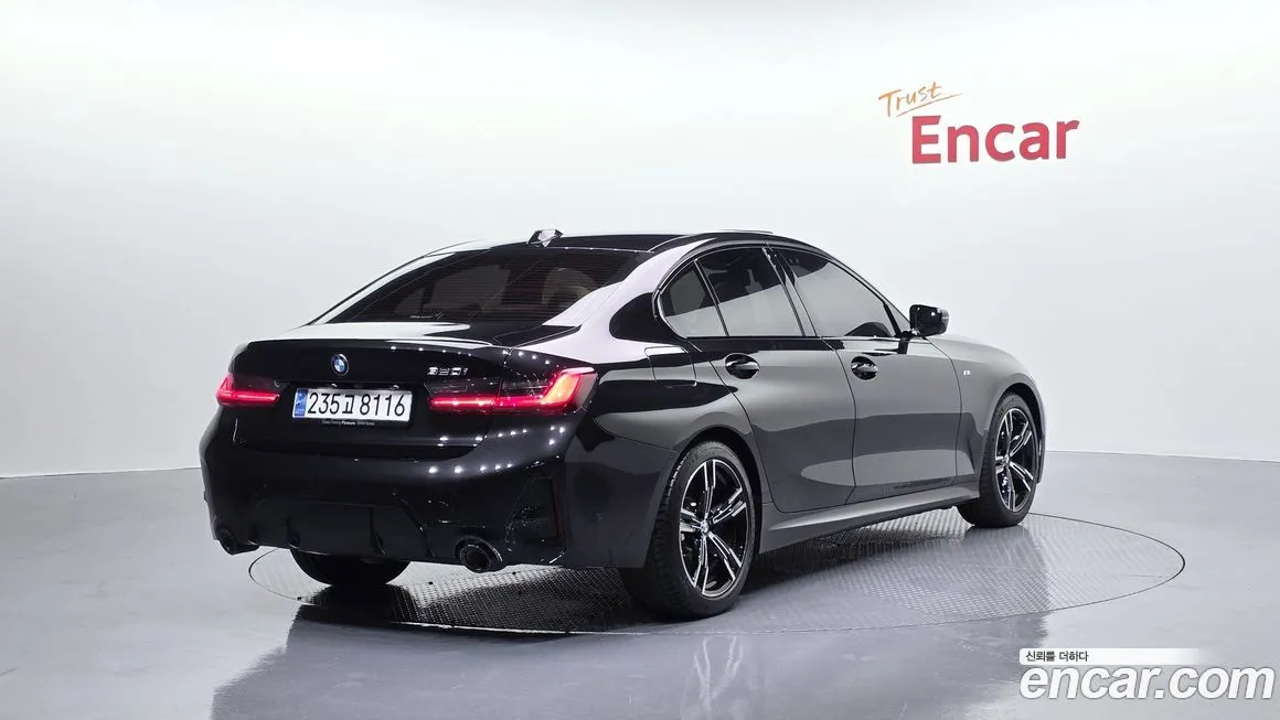 BMW 3-Series 2024 из KR, фото 3