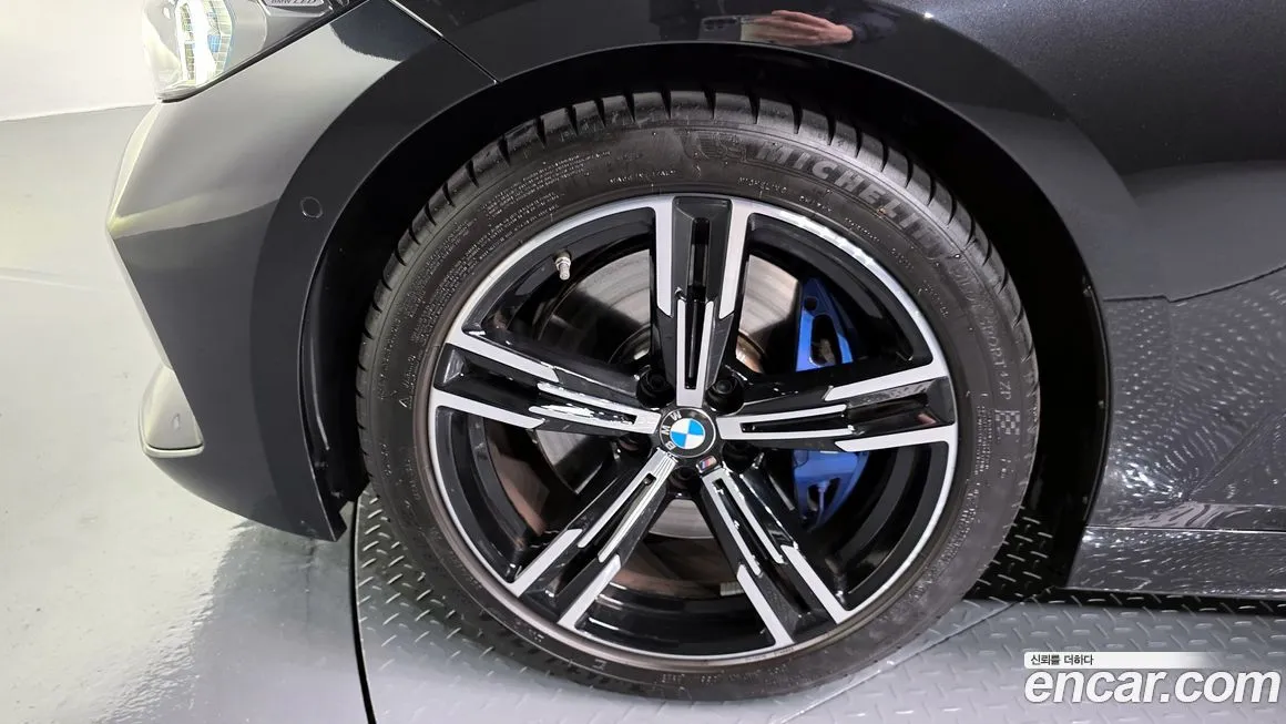 BMW 3-Series 2024 из KR, фото 5