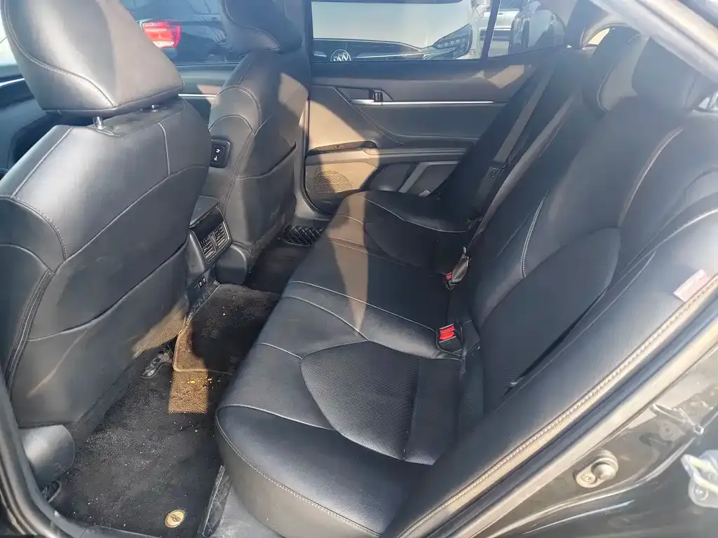 Toyota Camry 2022 из CN, фото 5