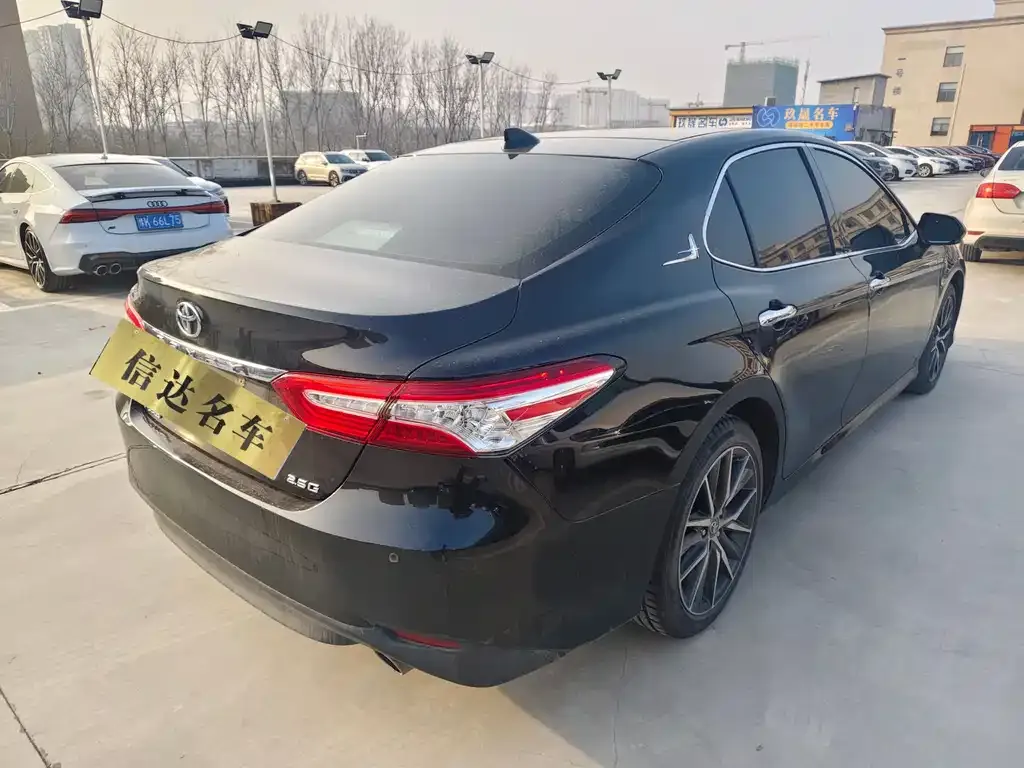 Toyota Camry 2022 из CN, фото 4
