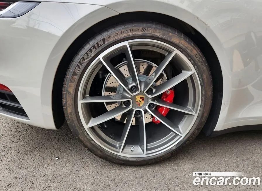 Porsche 911 2024 из KR, фото 8