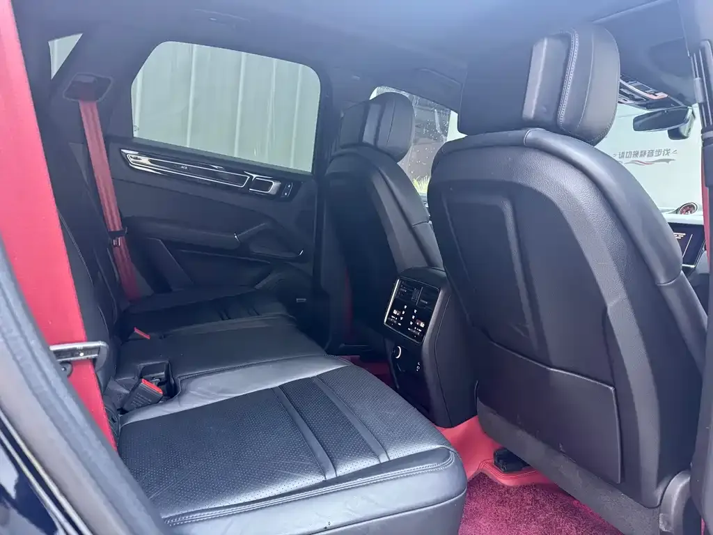 Porsche Cayenne Hybrid — фото 3