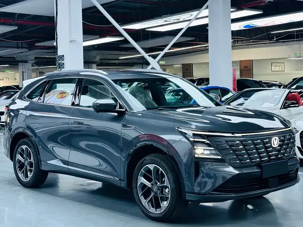 Changan CS75PLUS — фото 7
