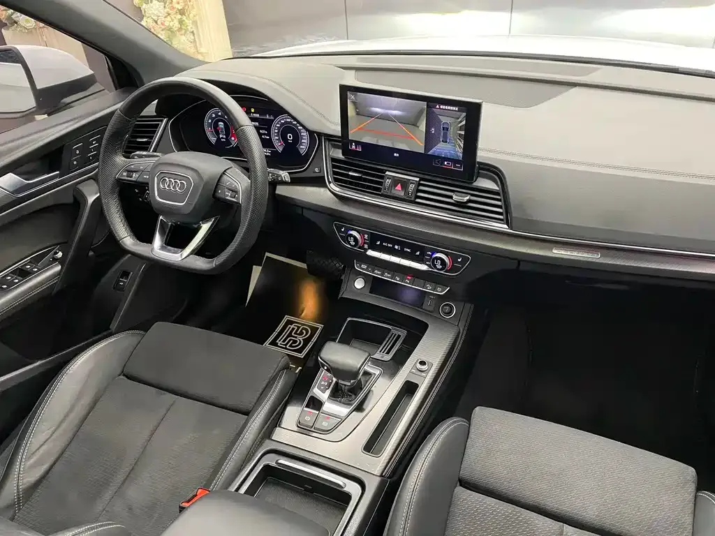 Audi Q5L Sportback 2021 из CN, фото 10