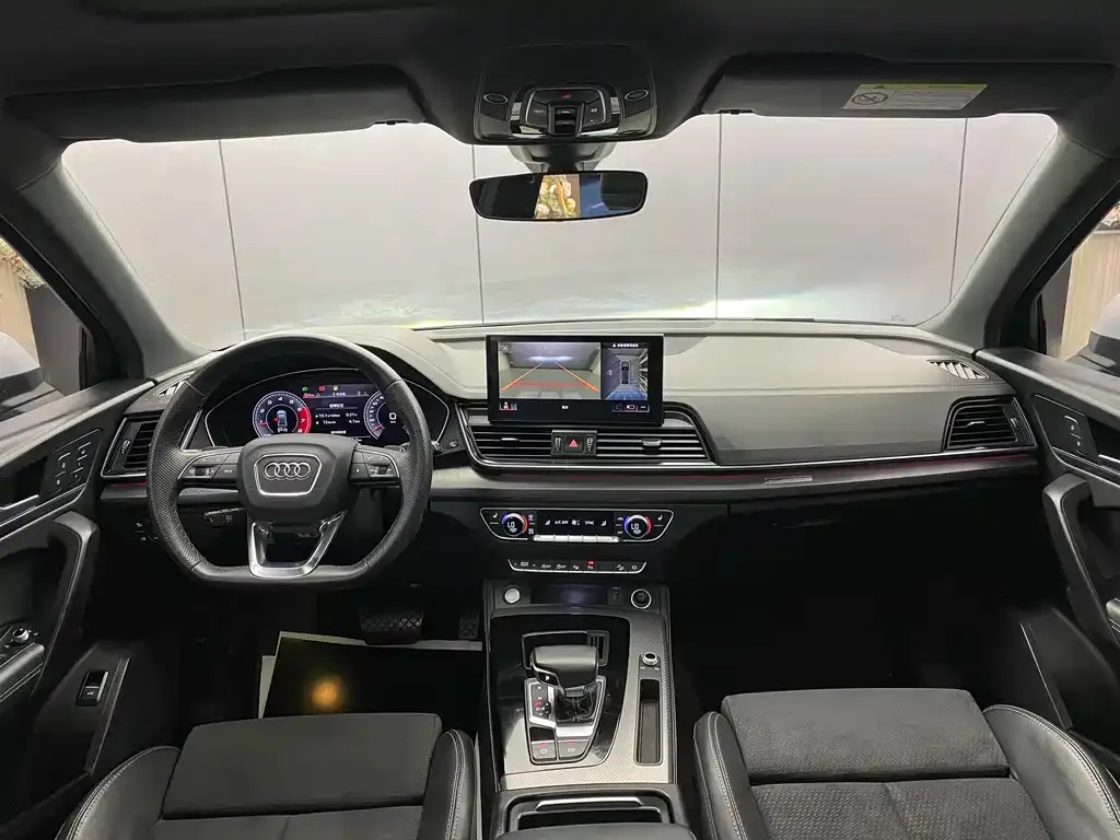 Audi Q5L Sportback 2021 из CN, фото 4