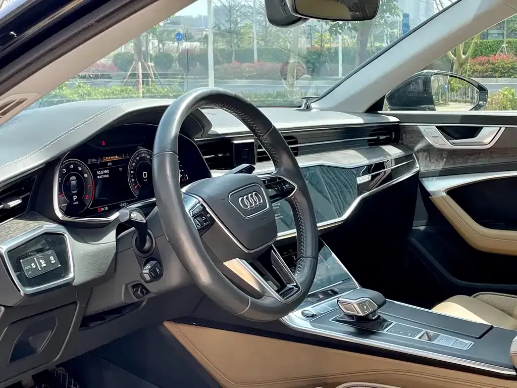 Audi A6L 2021 из CN, фото 7