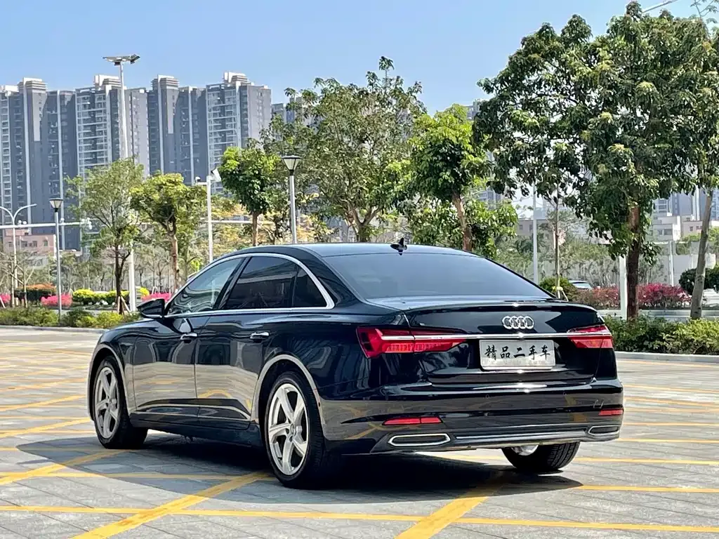 Audi A6L 2021 из CN, фото 10