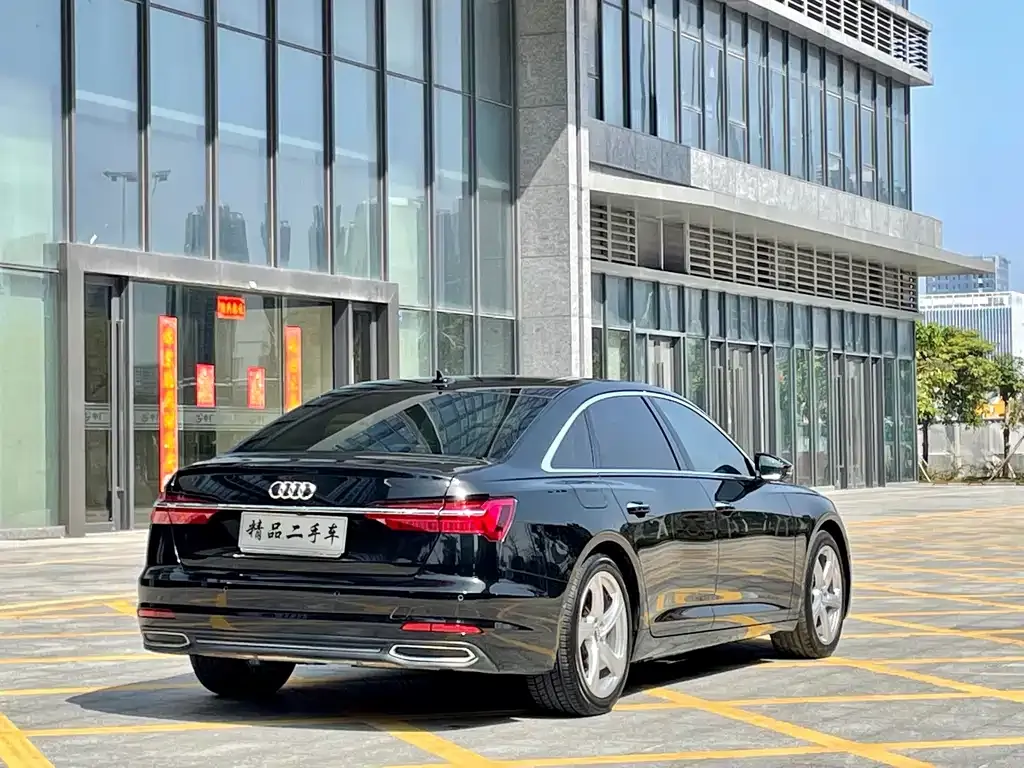 Audi A6L 2021 из CN, фото 2