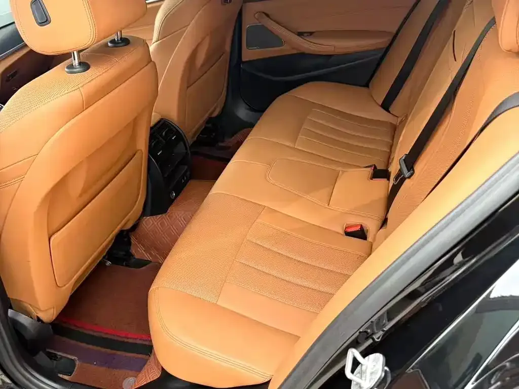 BMW 5 Series (Import) — фото 2