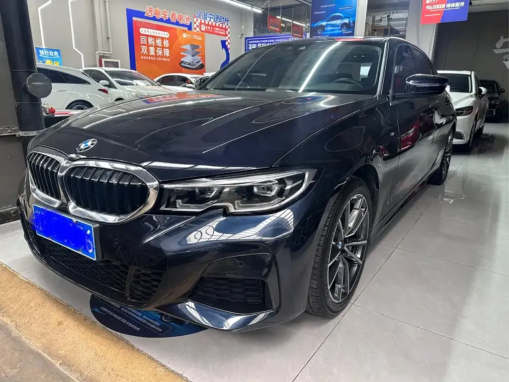BMW 3 Series — фото 1