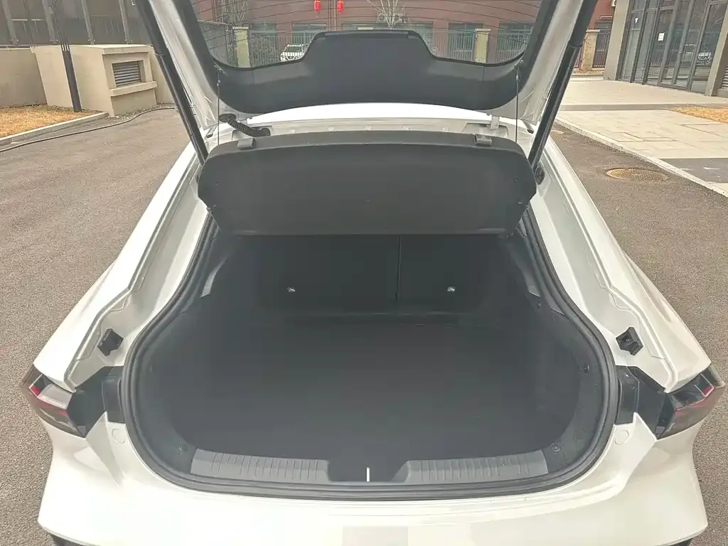 Changan UNI-V 2023 из CN, фото 8