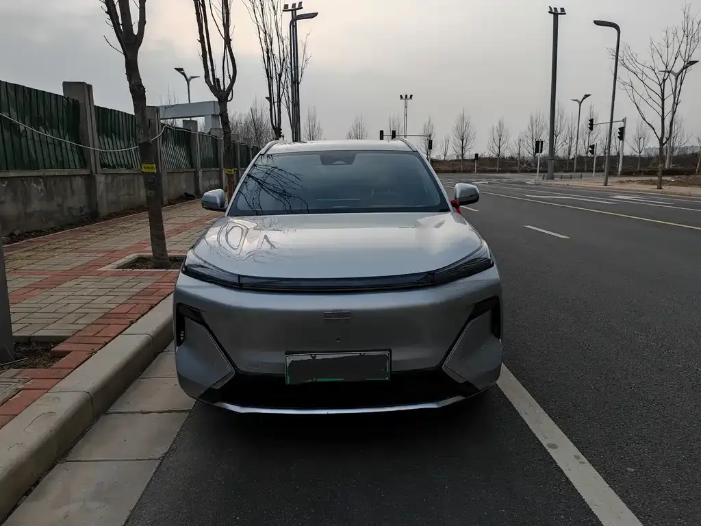 Geely Galaxy Xingjian 7 2024 из CN, фото 2