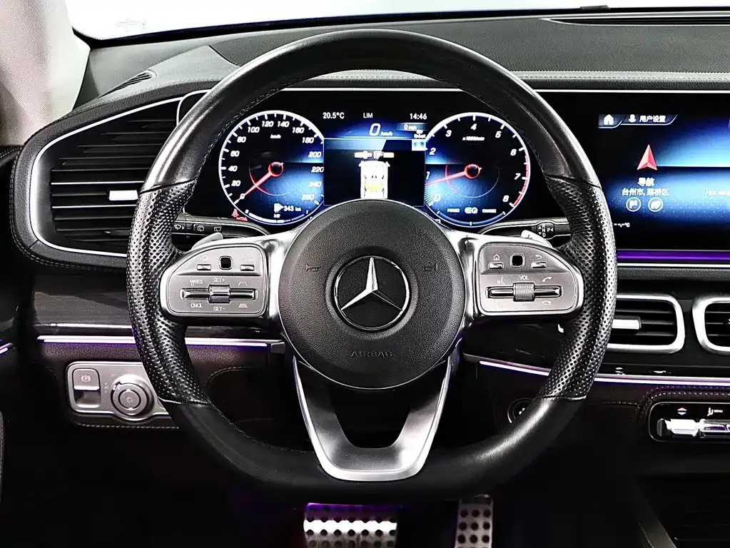 Mercedes-Benz GLS — фото 3