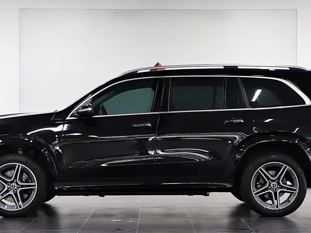 Mercedes-Benz GLS — фото 7