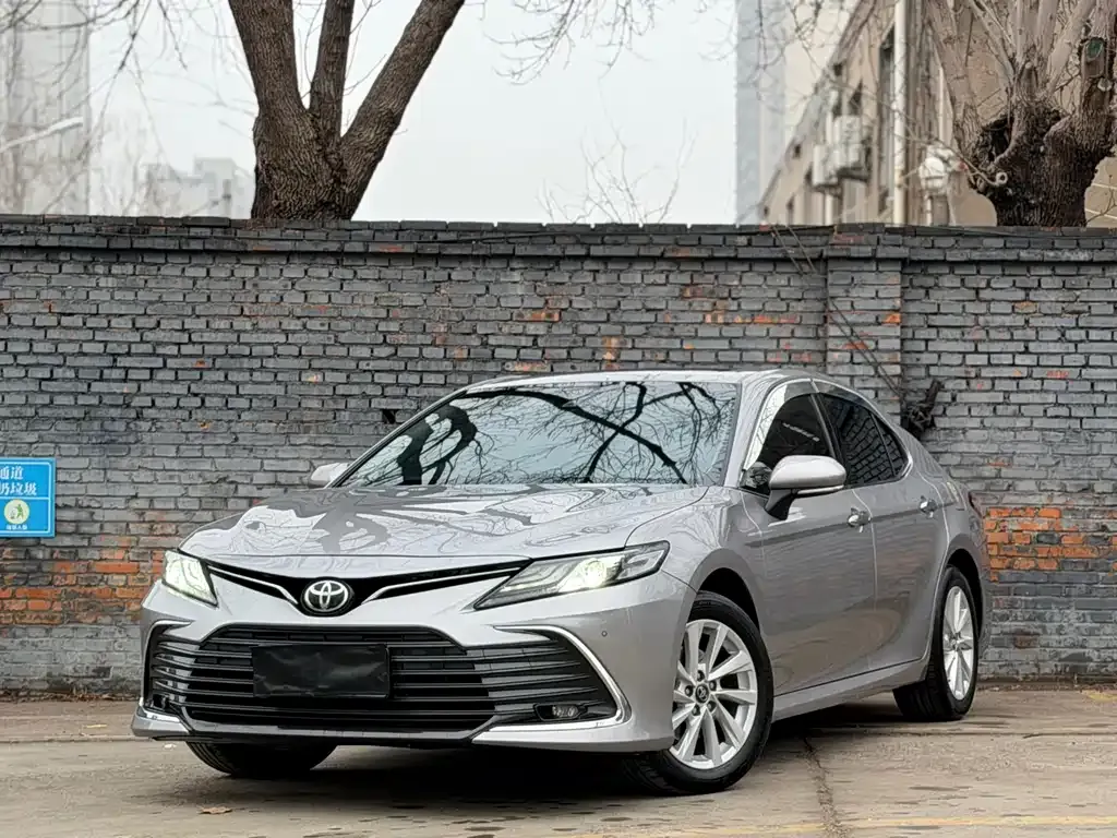 Toyota Camry 2022 из CN, фото 1
