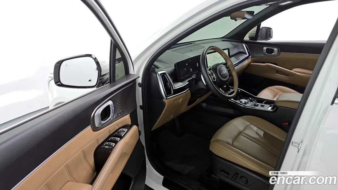 Kia Sorento — фото 10