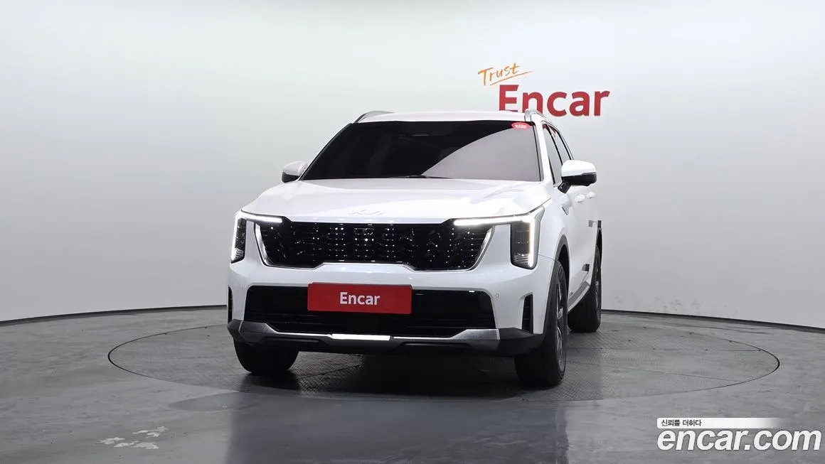 Kia Sorento — фото 7