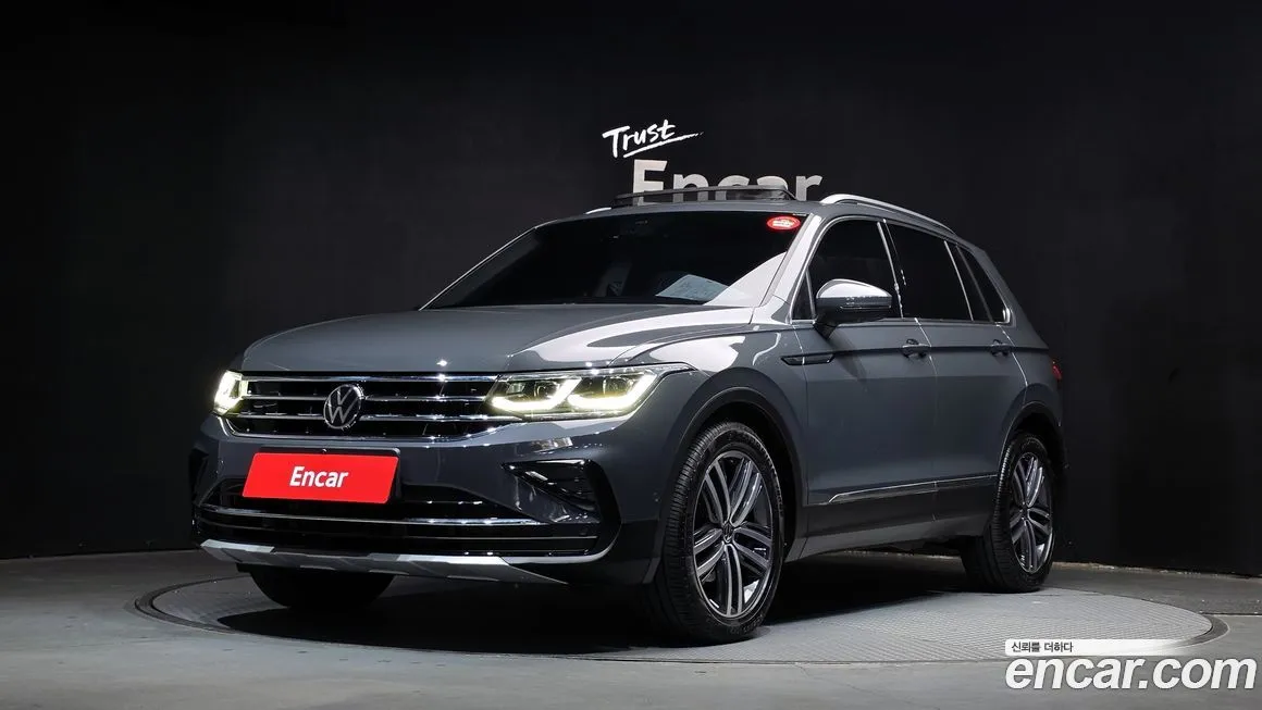 Volkswagen Tiguan — фото 1