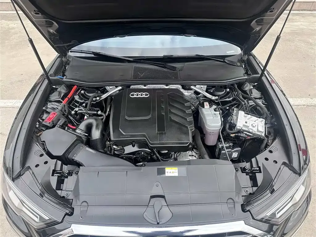 Audi A6L 2024 из CN, фото 7