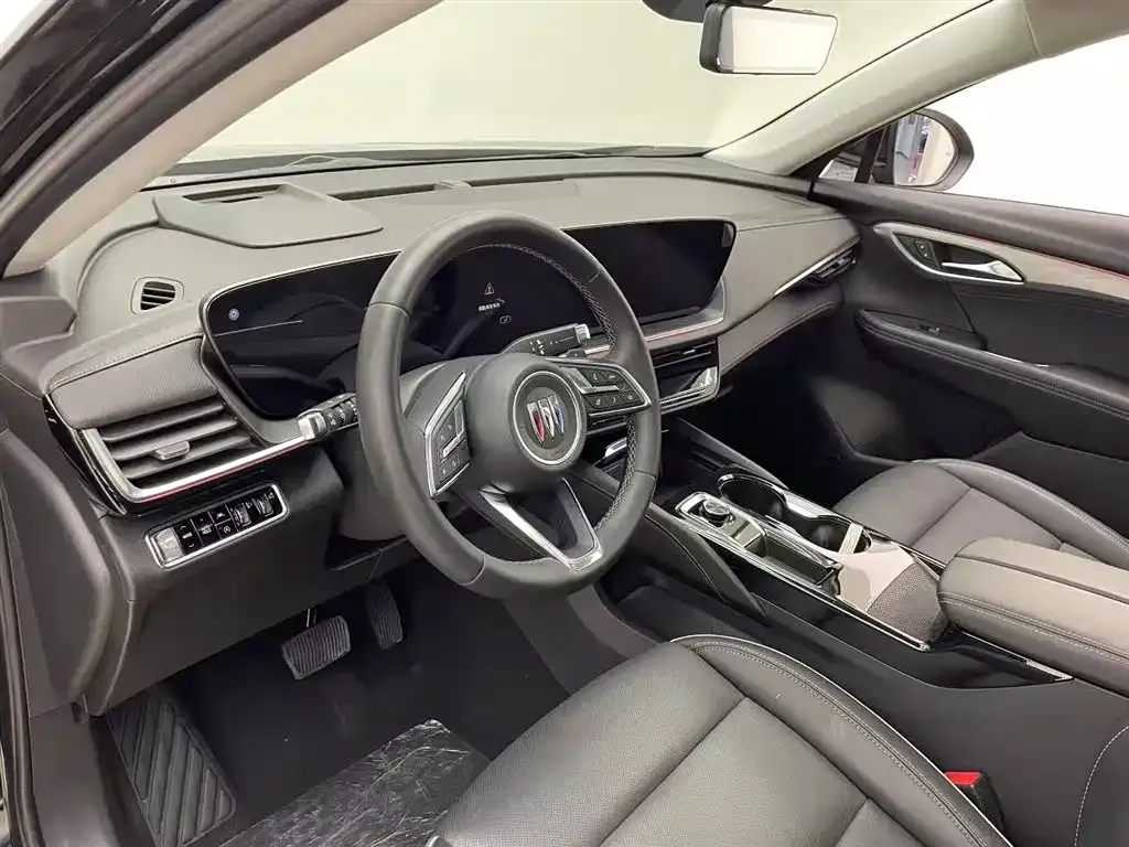 Buick Envision Plus — фото 7
