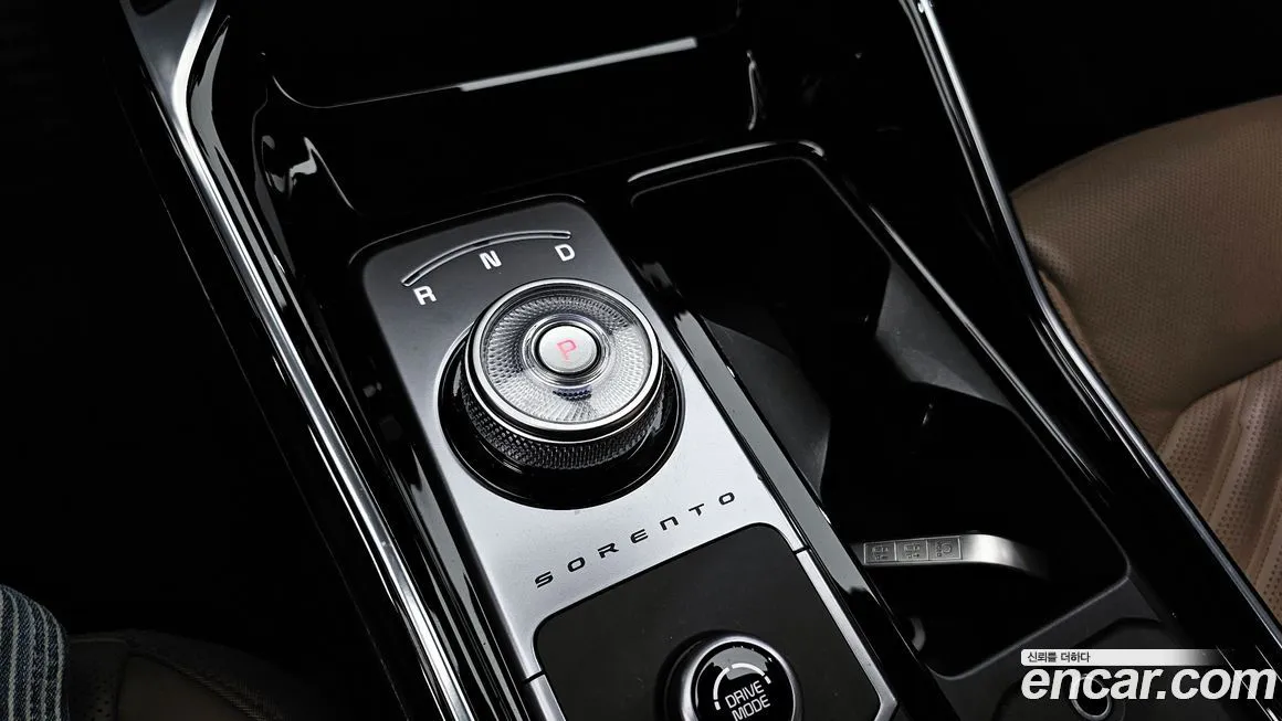 Kia Sorento — фото 9