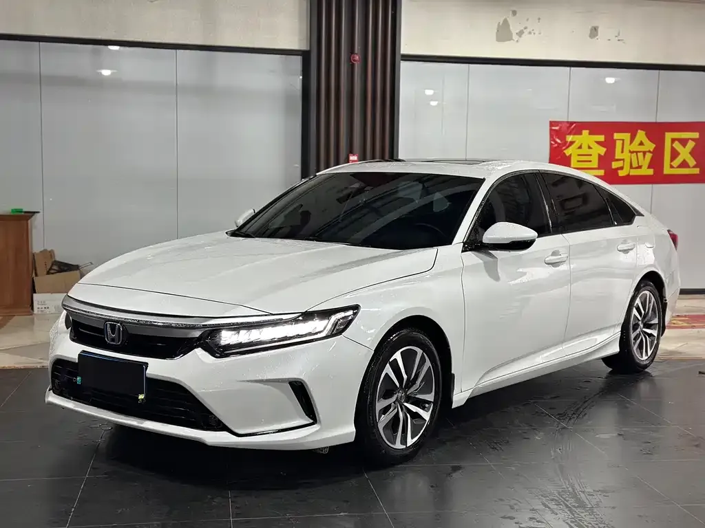 Honda Inspire — фото 1