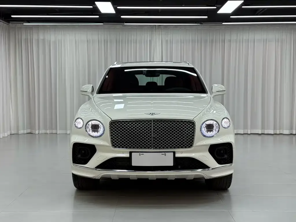 Bentley Bentayga 2022 из CN, фото 5