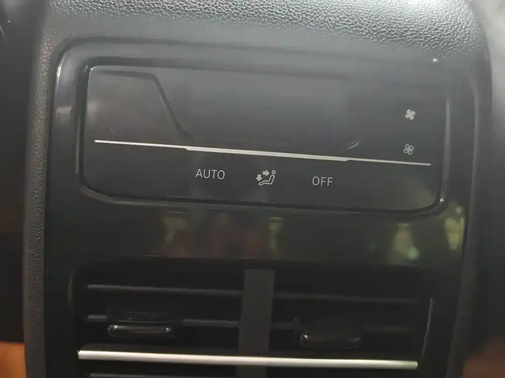 Volkswagen Passat 2024 из CN, фото 4